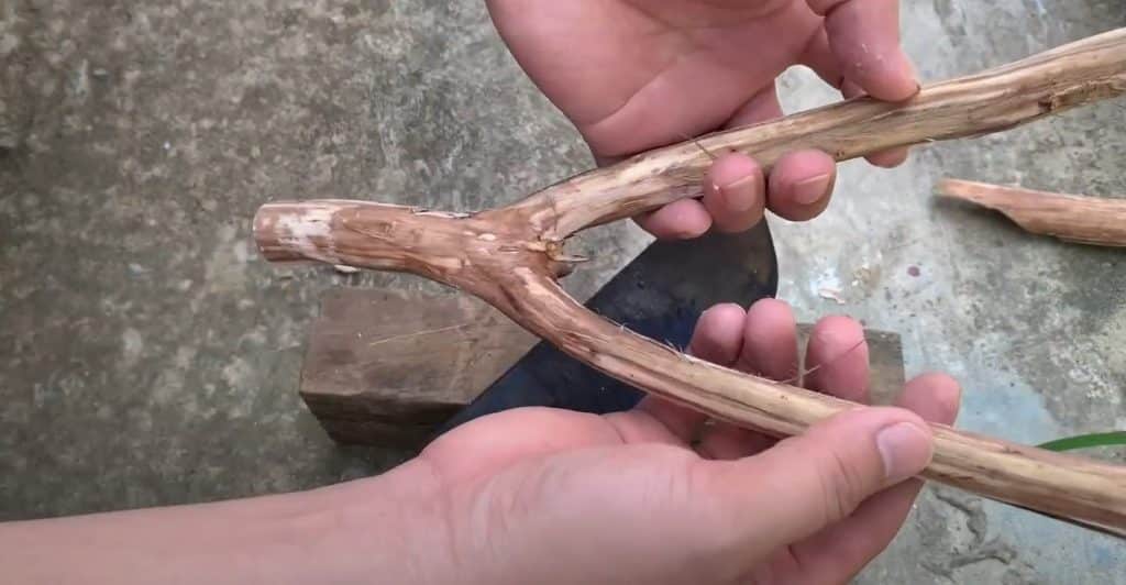 Creation Of A Custom Survival Slingshot