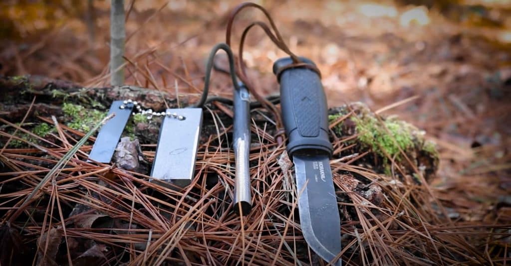 Ferro Rod Transform To A Fire Starter Multi-Tool