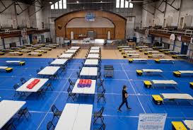 Emergency-Cots-Lined-Up