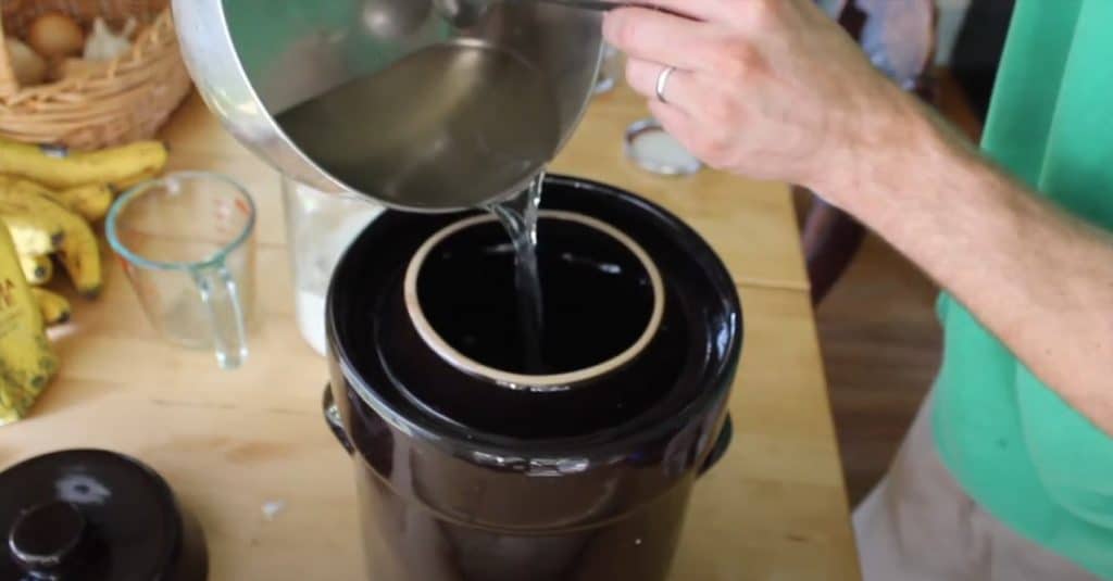 How To Use Fermentation Crocks